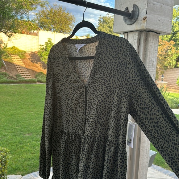 Nine West Dress Green Leopard Print 100% Polyester Button Front - Picture 8 of 8